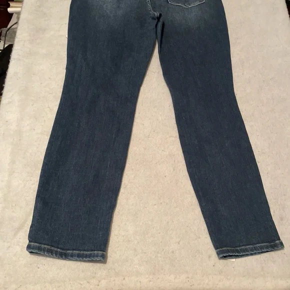 Judy Blue Jeans Womens 9 / 29 Boyfriend Fit Los Angeles Distressed Ripped Denim - Picture 2 of 13